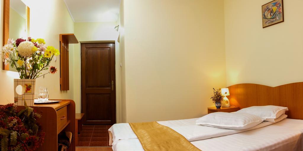 Hotel Riviera Sinaia Ruang foto
