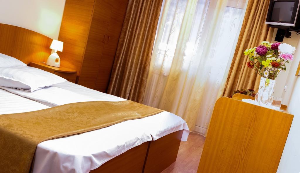 Hotel Riviera Sinaia Ruang foto
